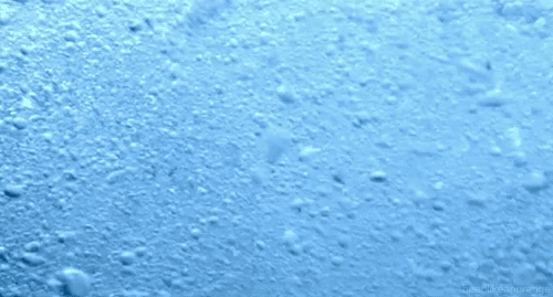 Molecular structure visualization of CO2 carbon dioxide bubbles